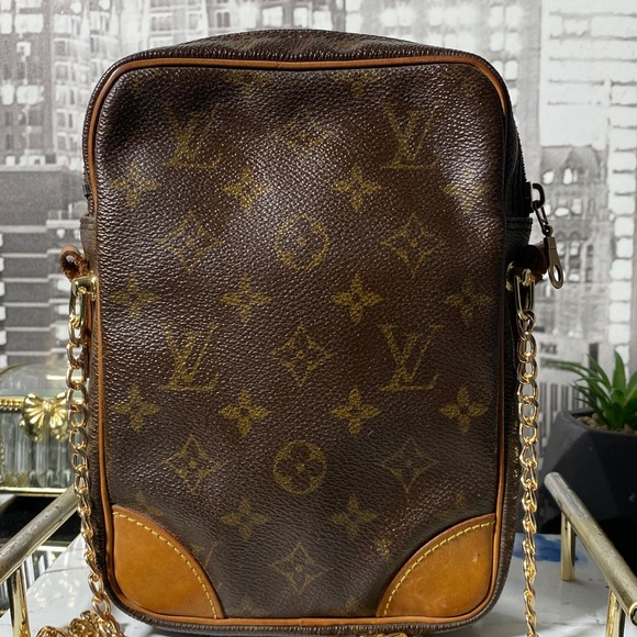 Authentic Louis Vuitton Monogram Amazon Bag - Picture 6 of 16
